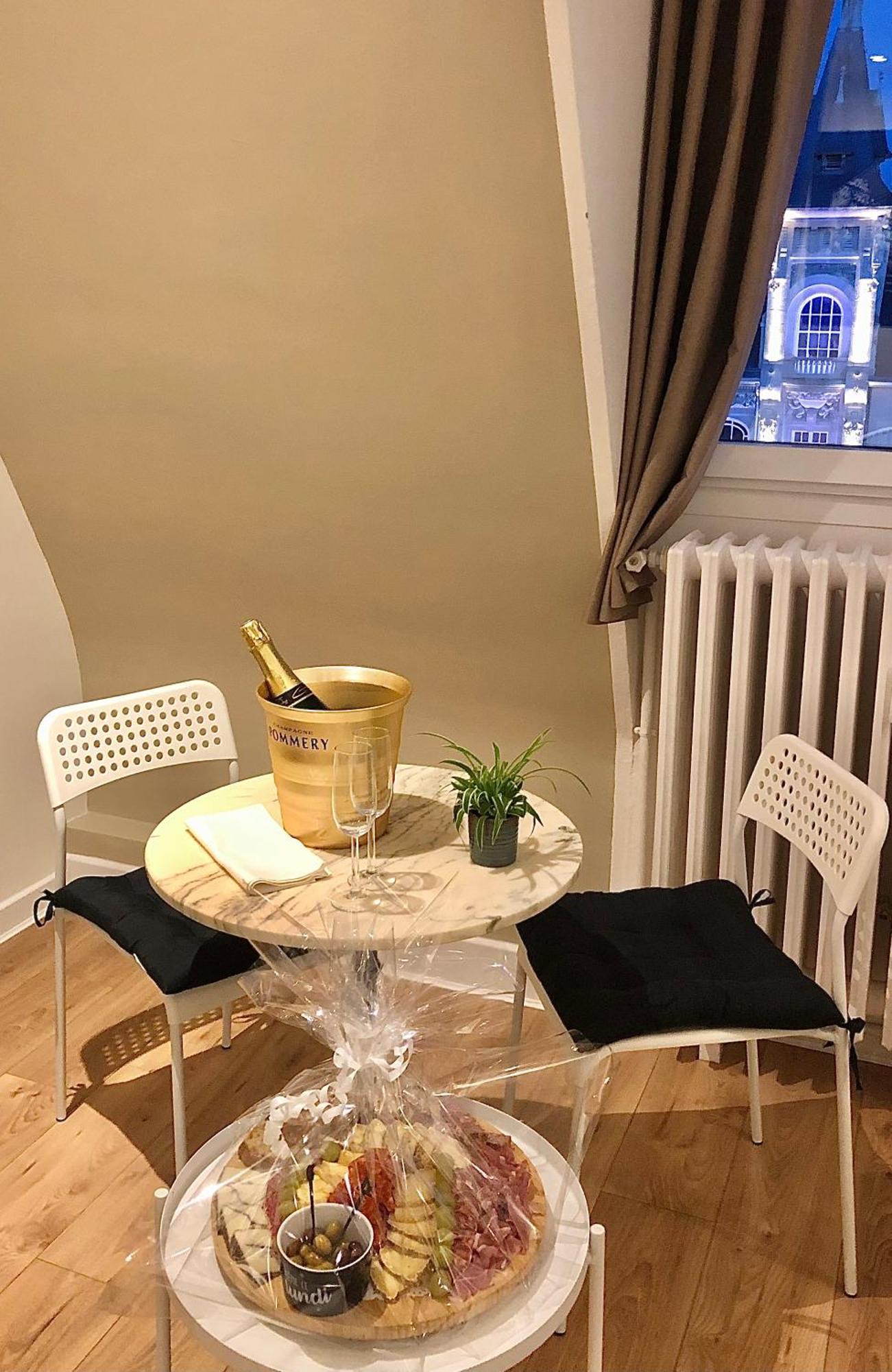 La Suite 7 Gite Urbain Charleville-Mézières Kültér fotó